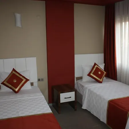 Ozcelik Hotel 2*