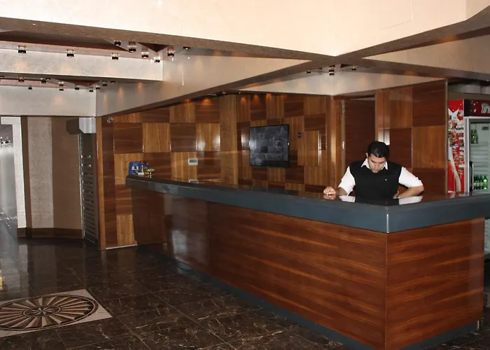 Ozcelik Hotel Salihli